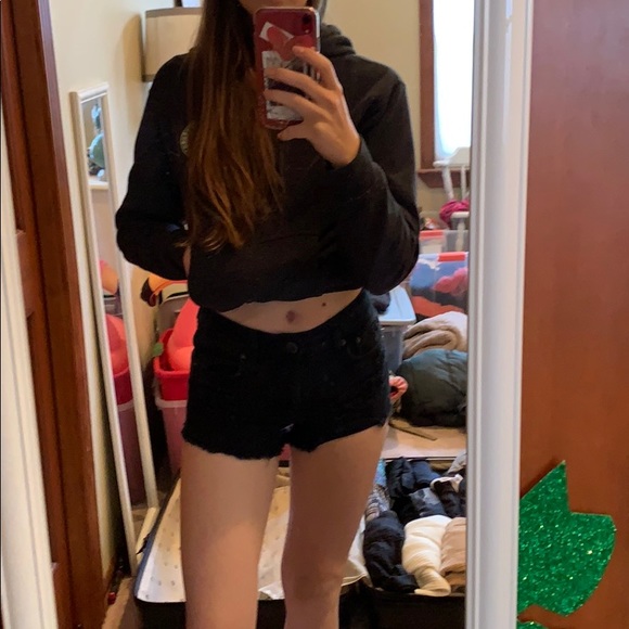 American Eagle Black High Waisted Shorts - Picture 4 of 6